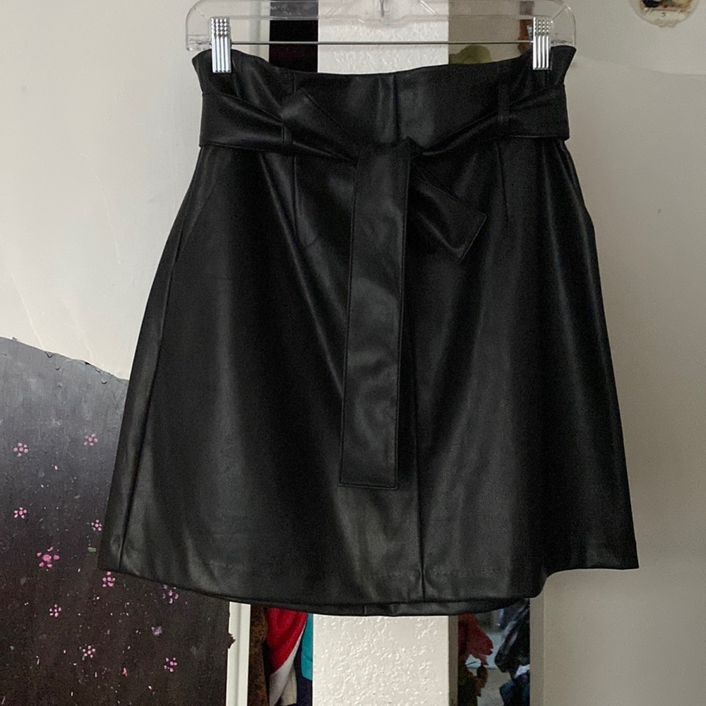 Leather Skirt w/Belt